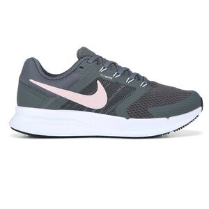 Nike Women's Run Swift 3 Running Shoe